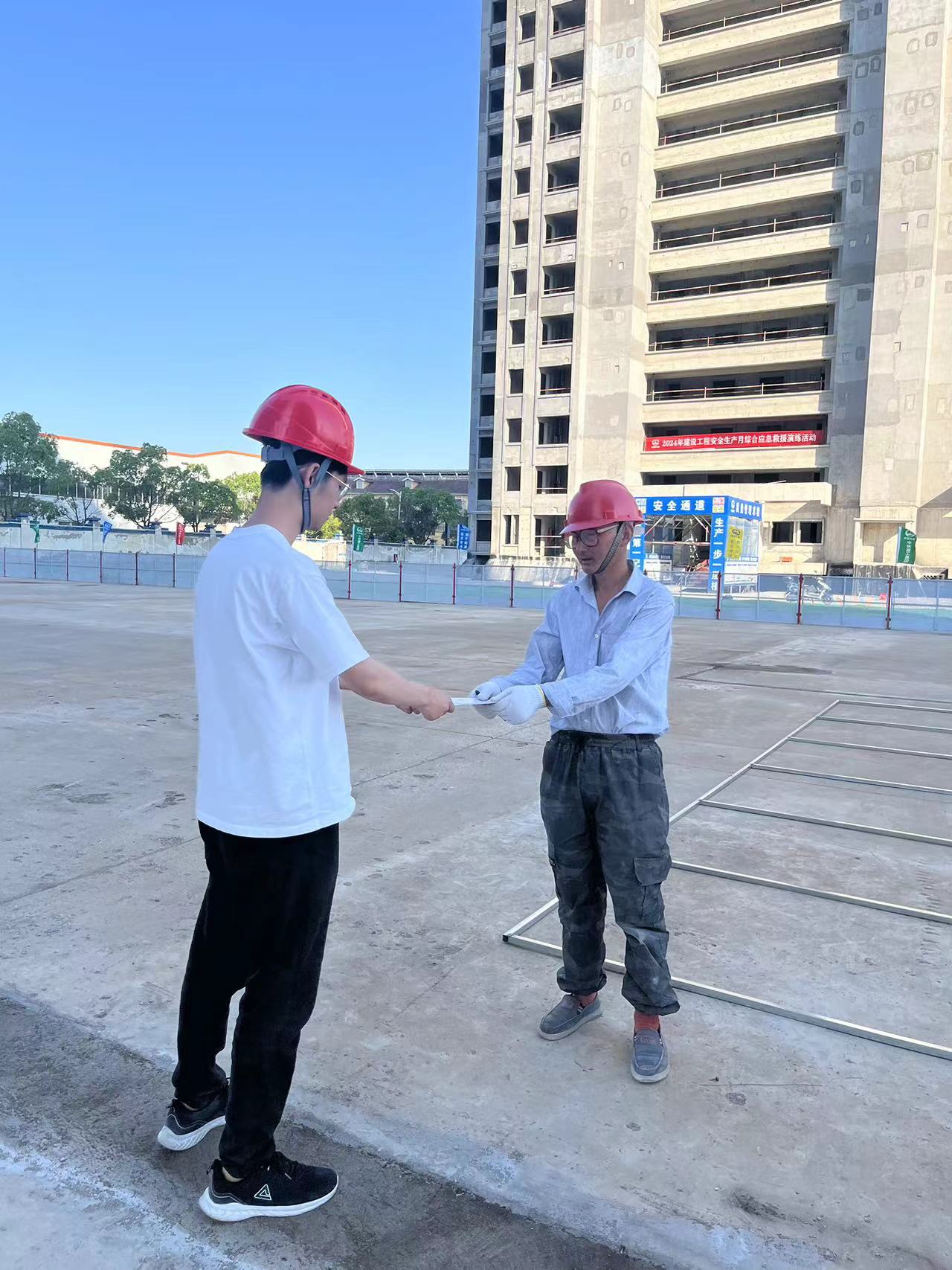 誠信文化宣傳進工地”活動 (2).jpg